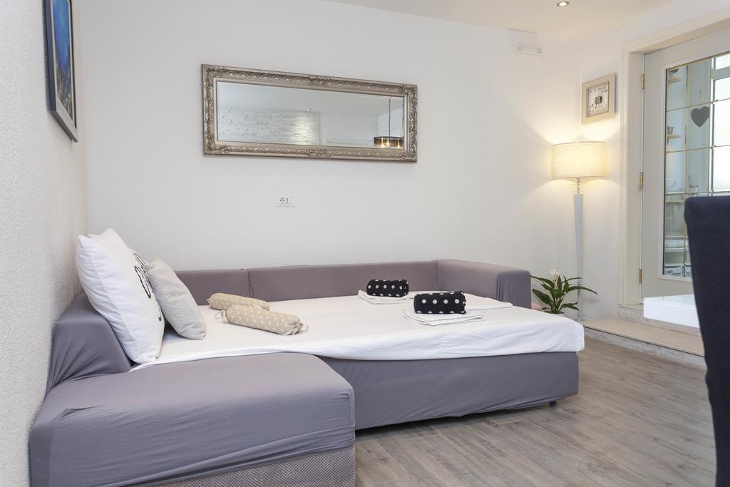 Apartmani Marina Makarska Exterior photo